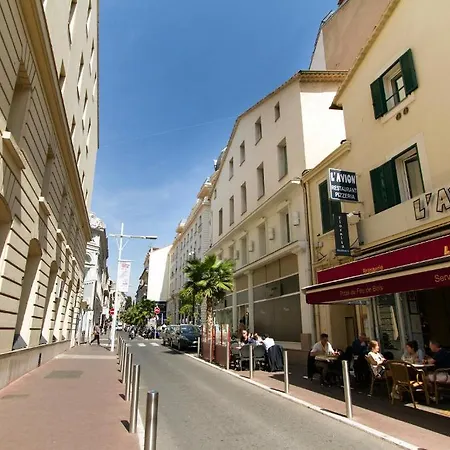 Daire Florella Jean De Riouffe Cannes